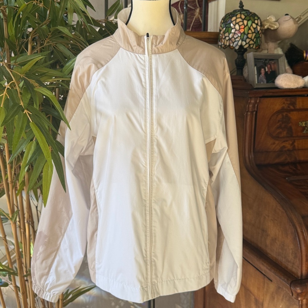 FOOTJOY ladies, golf apparel windbreaker NWOT size medium, zip front lightweight - Picture 13 of 13